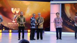 Dirut Asasta Terima Penghargaan Anugerah Transformasi Korporasi dan Tata Kelola BUMD Menuju IPO
