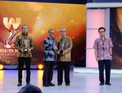 Dirut Asasta Terima Penghargaan Anugerah Transformasi Korporasi dan Tata Kelola BUMD Menuju IPO